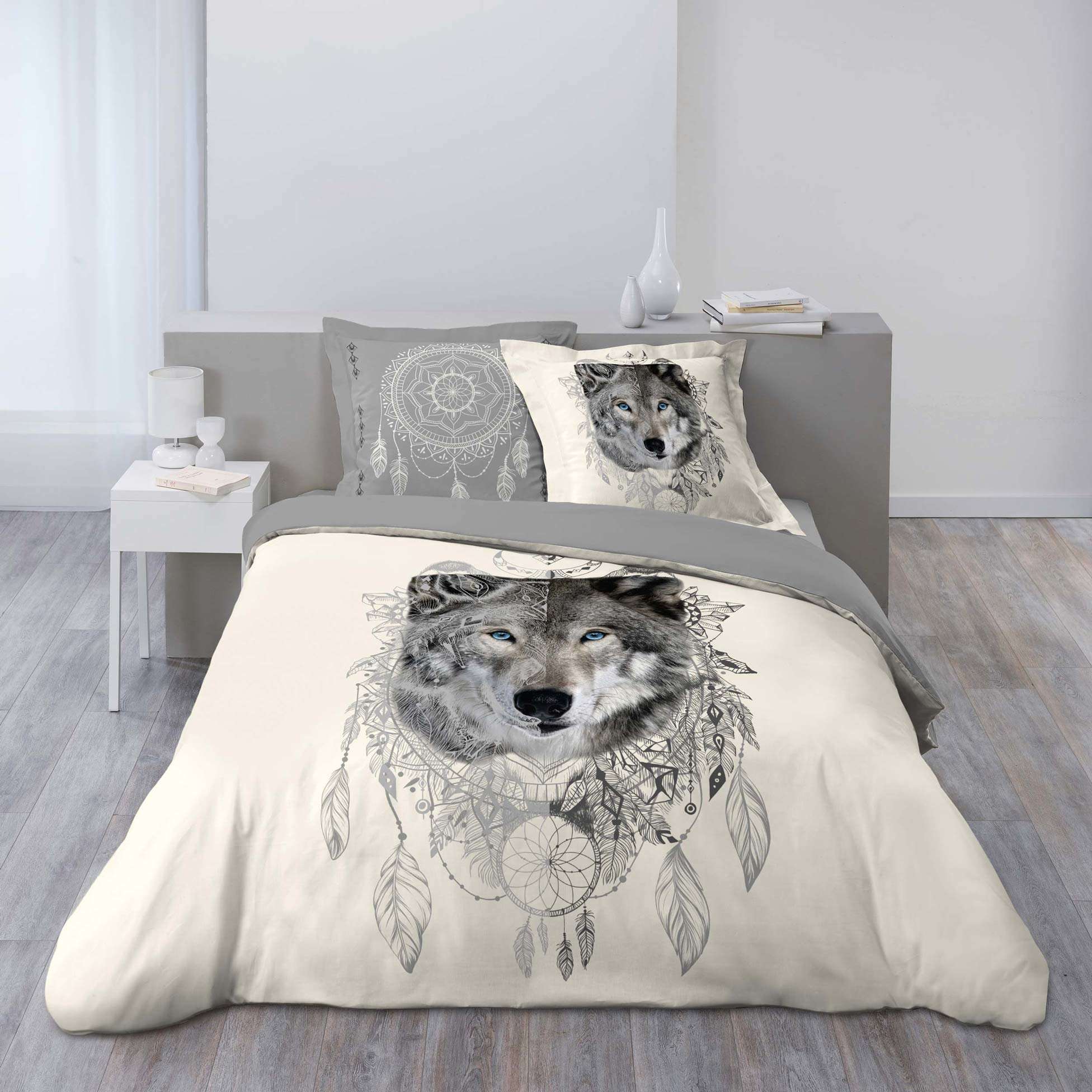 Awesome Hoodied Dream Catcher Wolf Bedding Set HBD004
