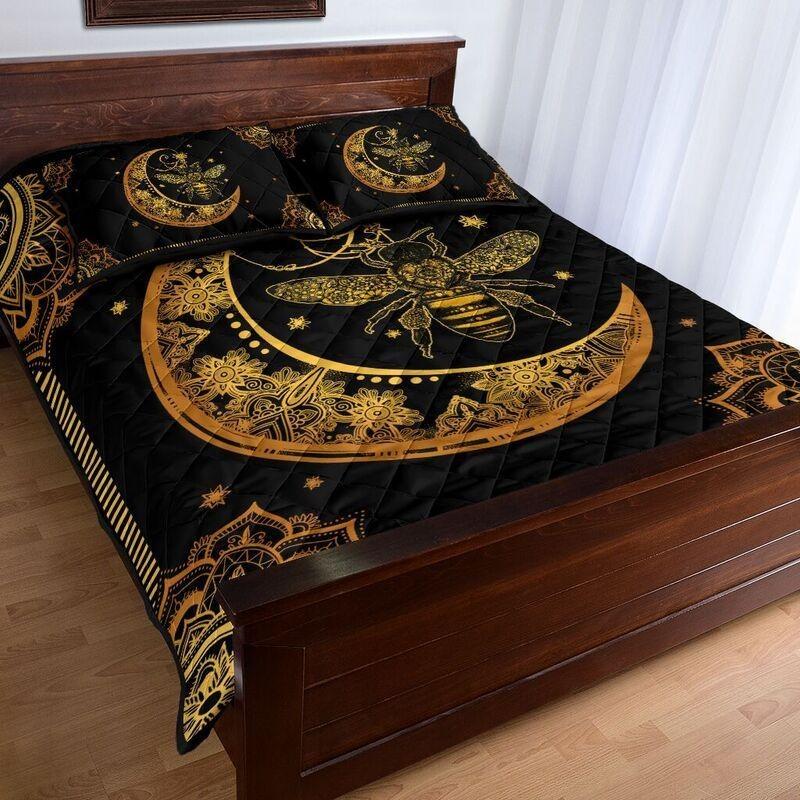 Awesome Hoodied Treble Clef And Hummingbirds Quilt Bed Set Bee HDQ025