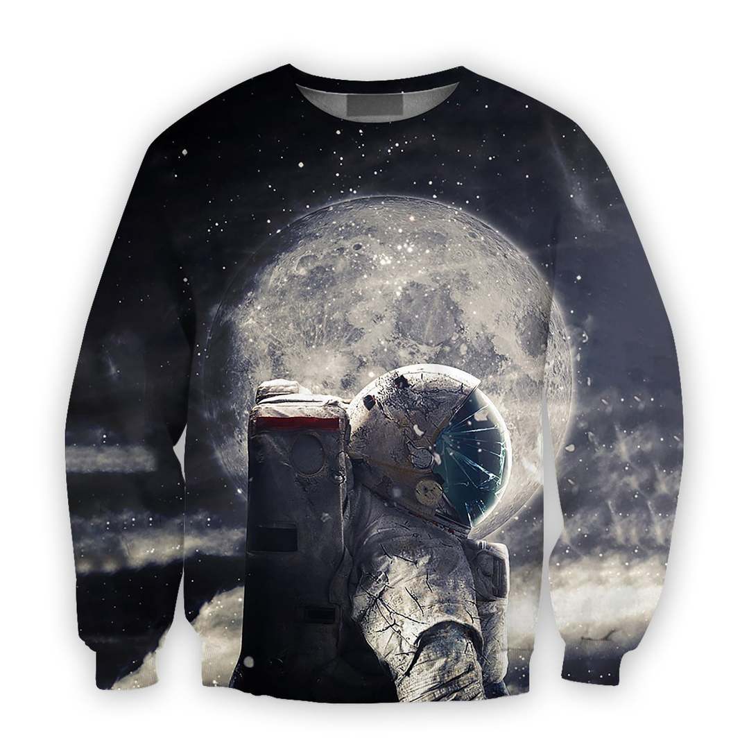 3D all over print astronaut in the moon