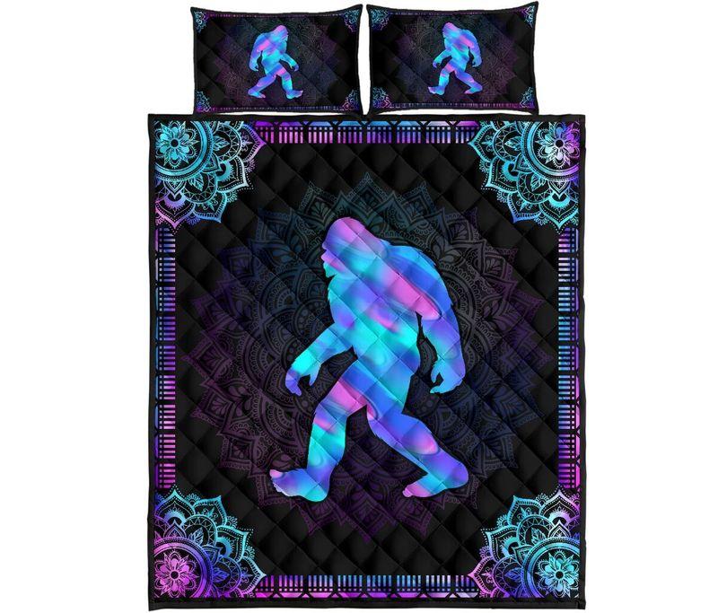 Awesome Hoodied Treble Clef And Hummingbirds Quilt Bed Set Big Foot HDQ020