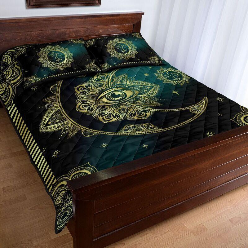 Awesome Hoodied Treble Clef And Hummingbirds Quilt Bed Set Moon HDQ023